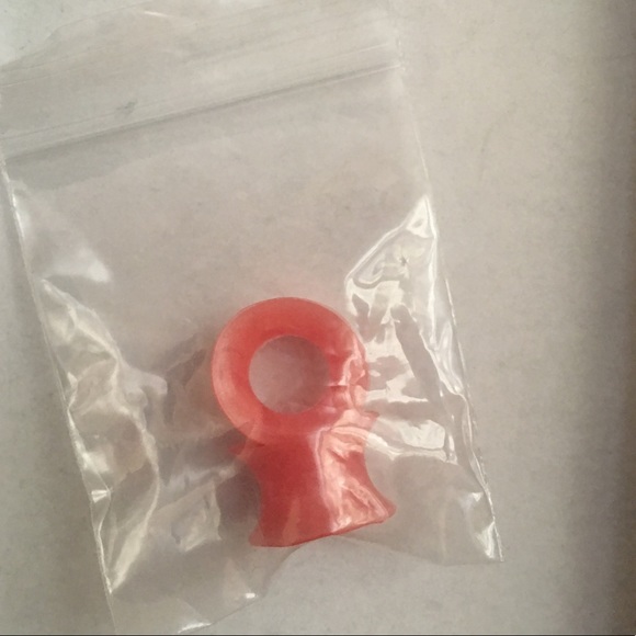 New 00G Silicone multicolor gauge Plugs (7) pairs. - Picture 2 of 8